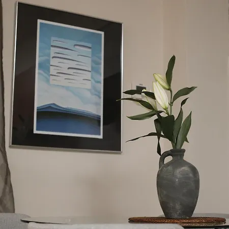 Moris Luxury 1 سالونيك