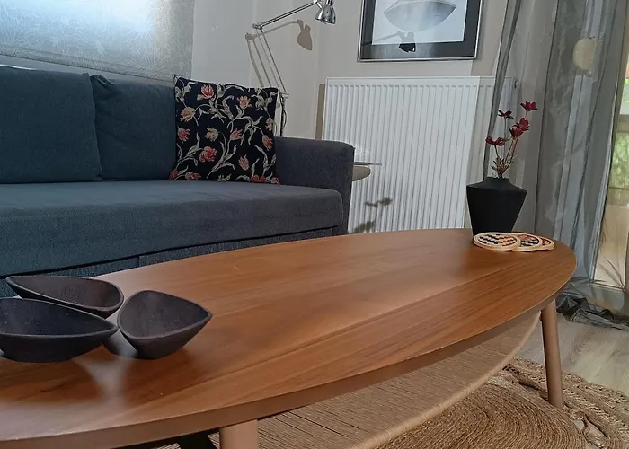 Pilea Luxury 1 *